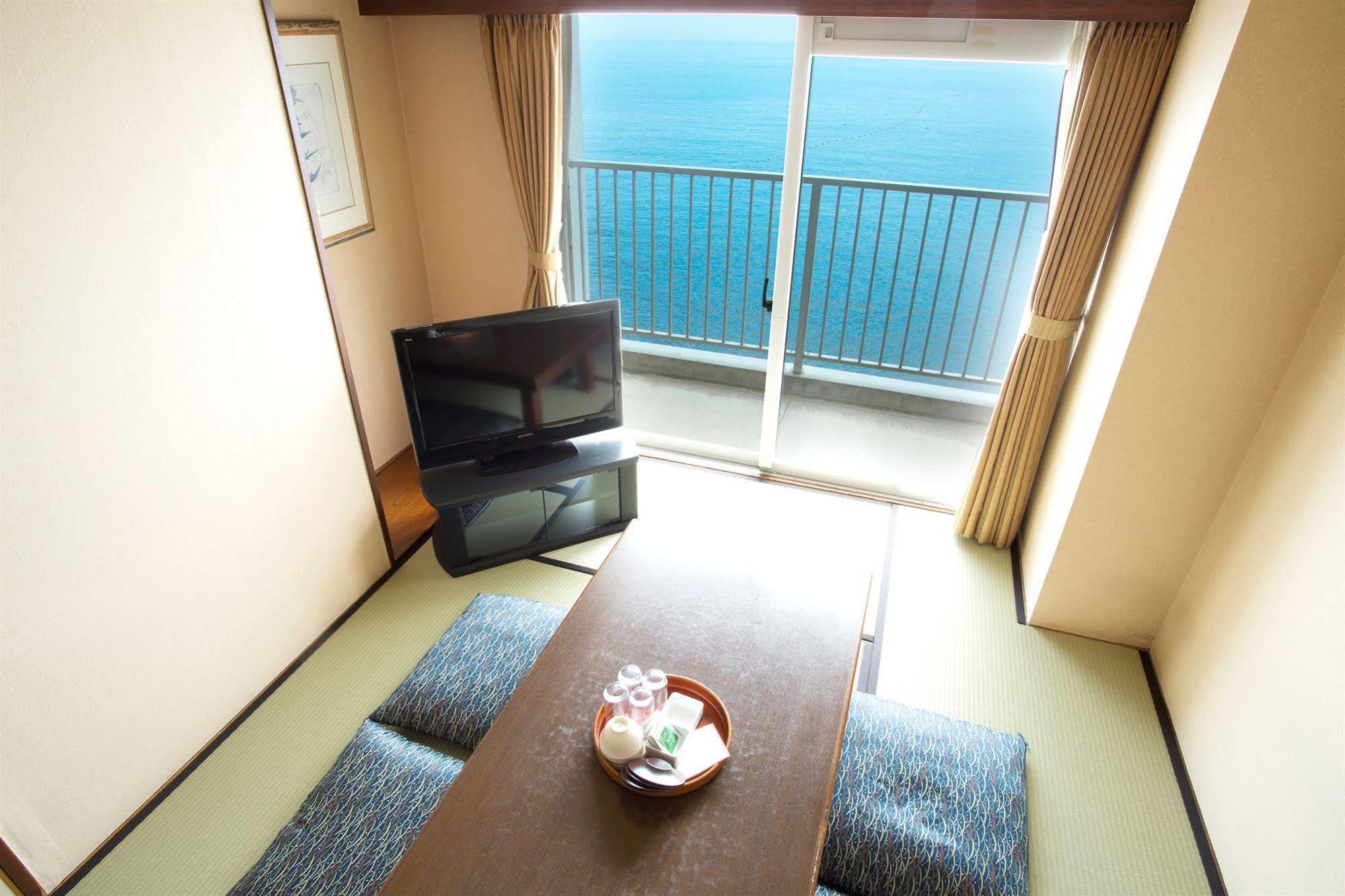 Hotel Resorpia Atami Exteriér fotografie
